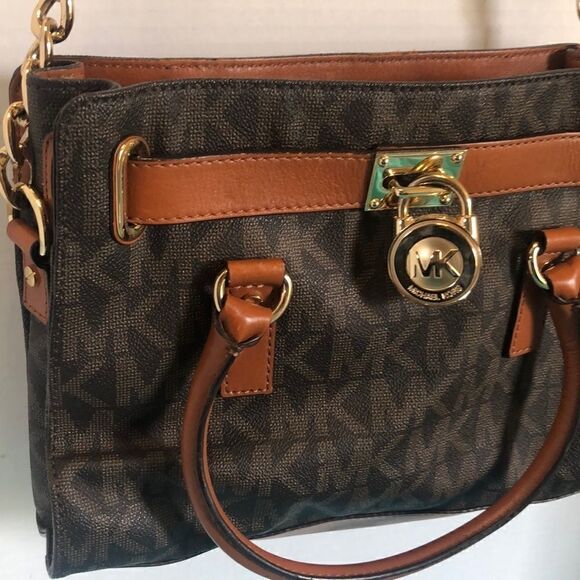 Michael Kors Bag   - Picture 2 of 6